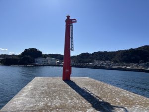 Y港走水物堤防波堤灯台